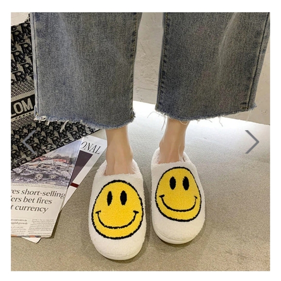 Smiley Slippers - Picture 4 of 7